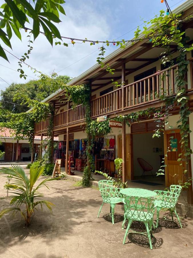 El Hostel Del Patio Tortuguero Extérieur photo
