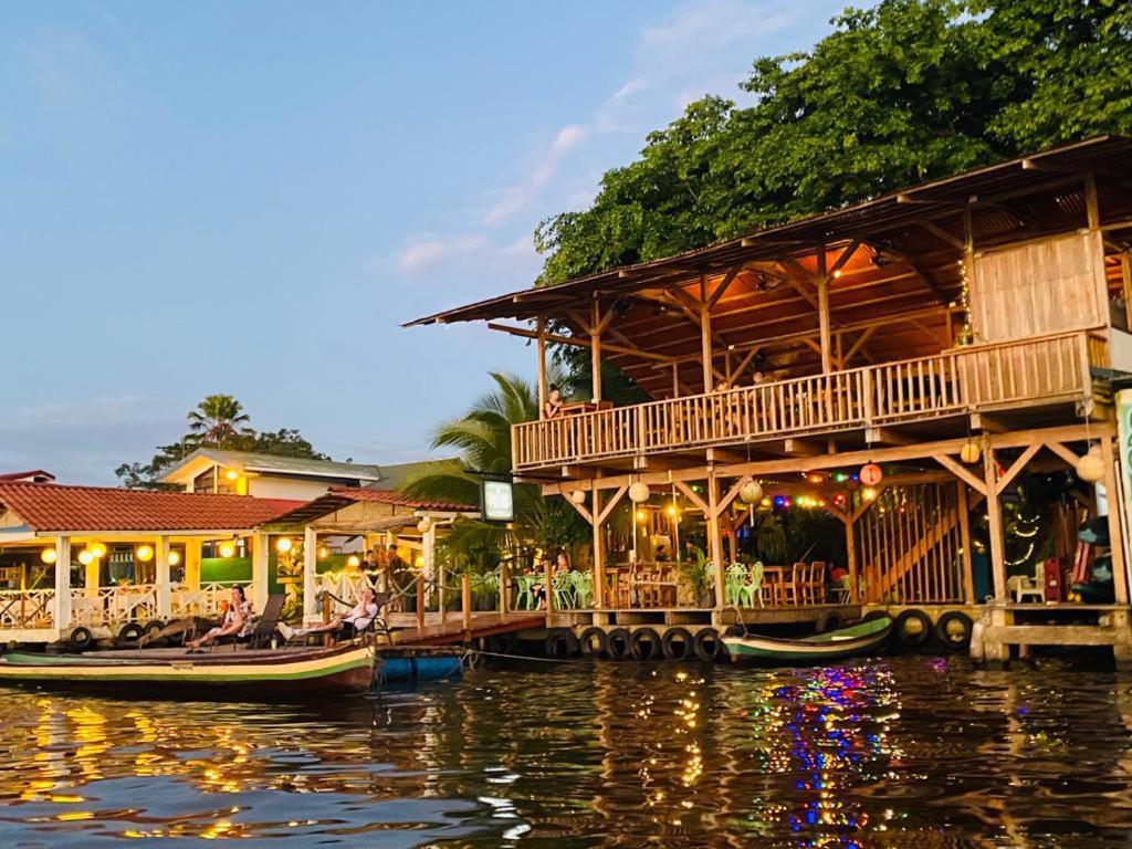 El Hostel Del Patio Tortuguero Extérieur photo